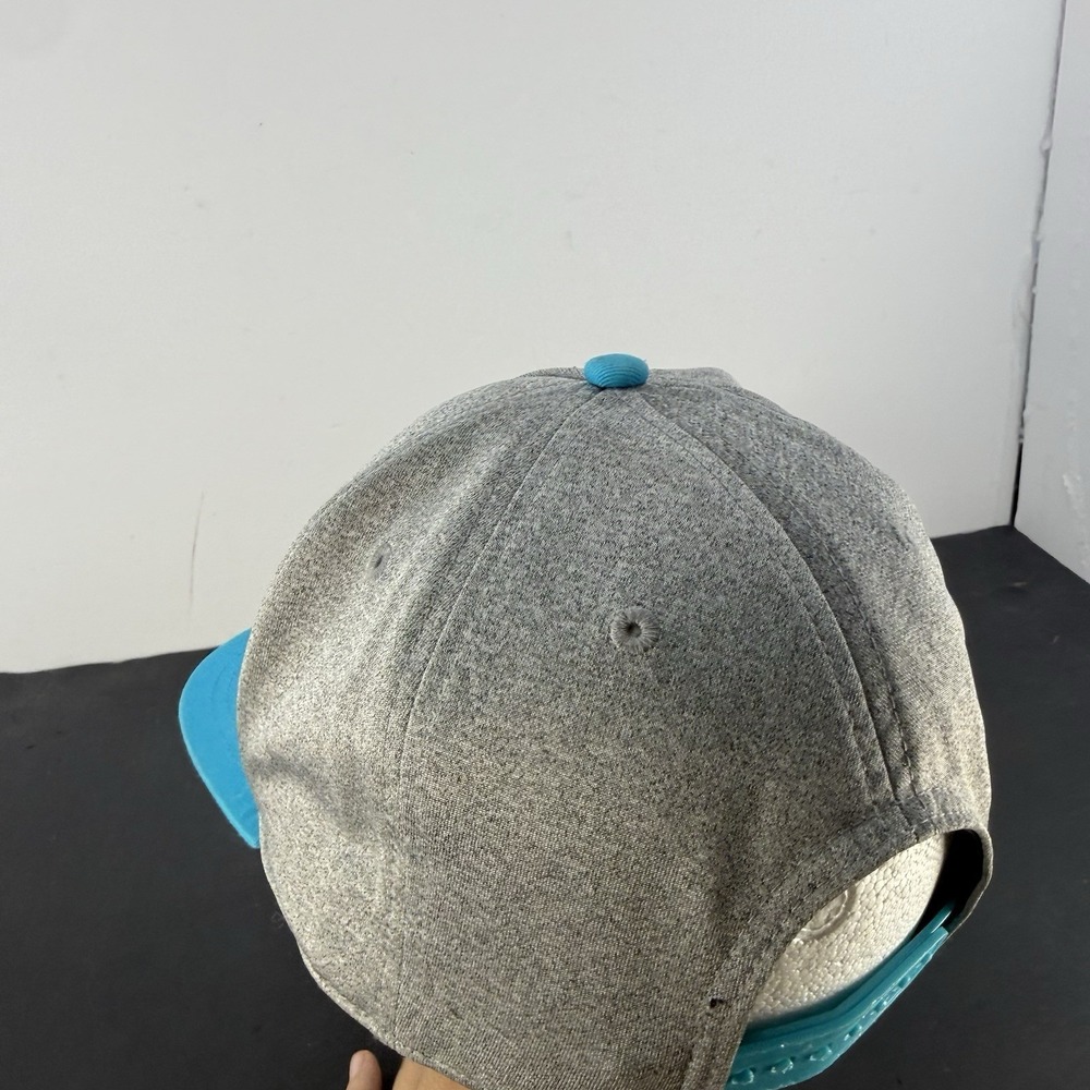 Sonic the Hedgehog Snapback Hat Youth OSFM Grey Blue Rubber Graphic SEGA Cap - Picture 5 of 6